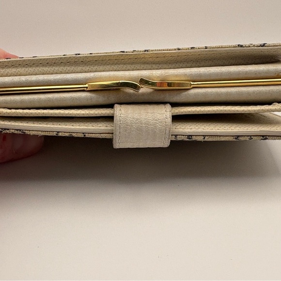 Louis Vuitton Monogram Mini Lin Porte Minnie Billets Viennois M95659 - Picture 5 of 11